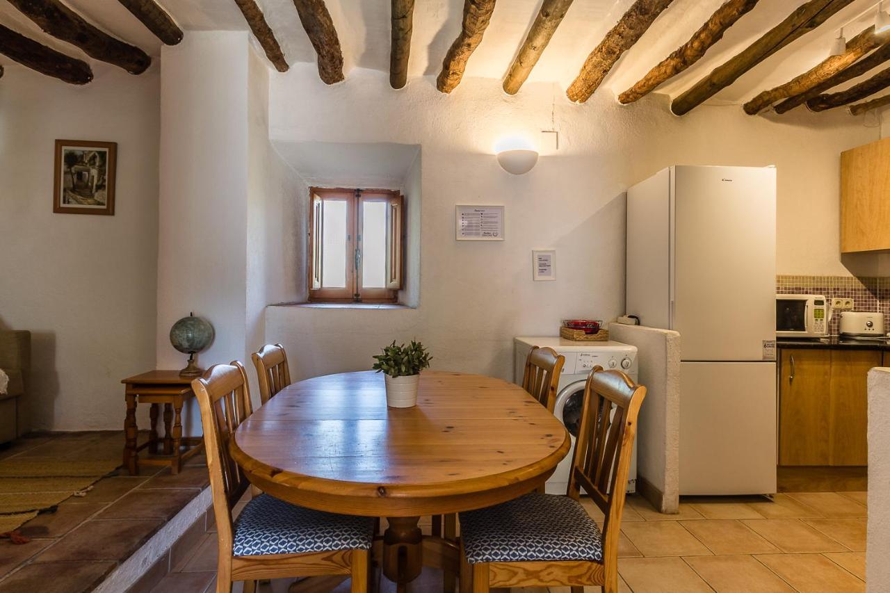 Casa Mundo - 16Th Century Traditional White Village House With Pool Pinos del Valle Екстериор снимка